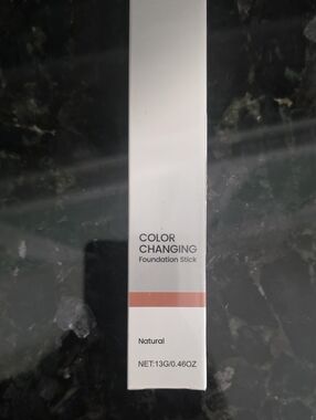 Color Changing Foundation Stick — Natural (Peach-Tone)